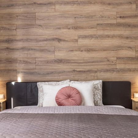 Exclusive Stylish Suite By Prestige Homes Next To The Oktogon ブダペスト エクステリア 写真